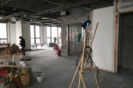 深圳裝修公司-康藍(lán)建設(shè)案例，走進(jìn)建活貿(mào)易裝修現(xiàn)場(chǎng)